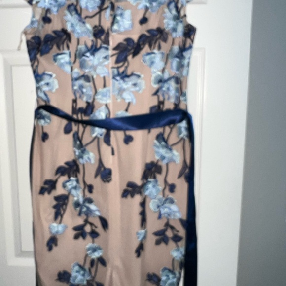 Adrianna Papell Dresses & Skirts - Adrianna Papell Blue and Beige Floral Dress